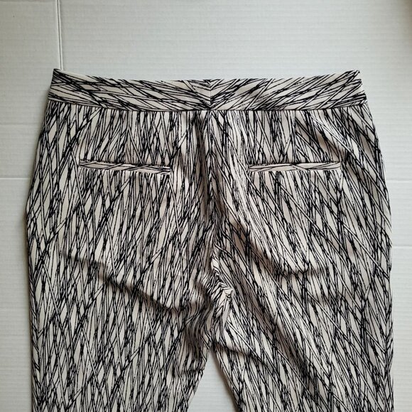 Vince Camuto pants white with black stripes stretch straight leg trousers small - Picture 8 of 12